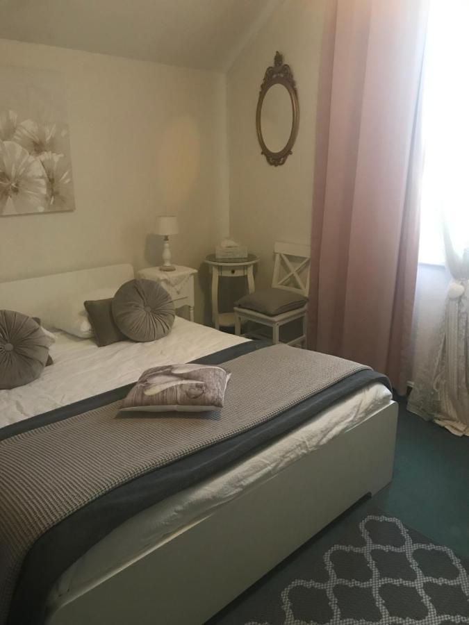 Villa Sylvania Спа Екстериор снимка